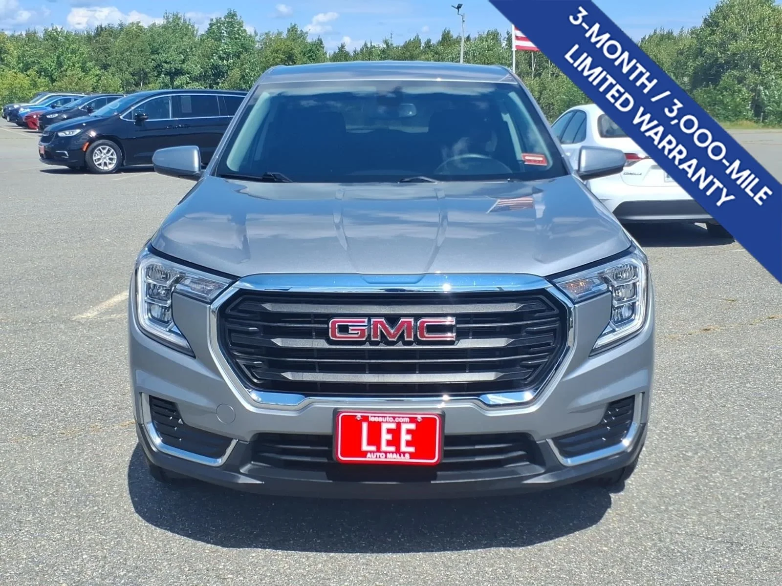 Used 2024 Sterling Metallic GMC SLE image 2