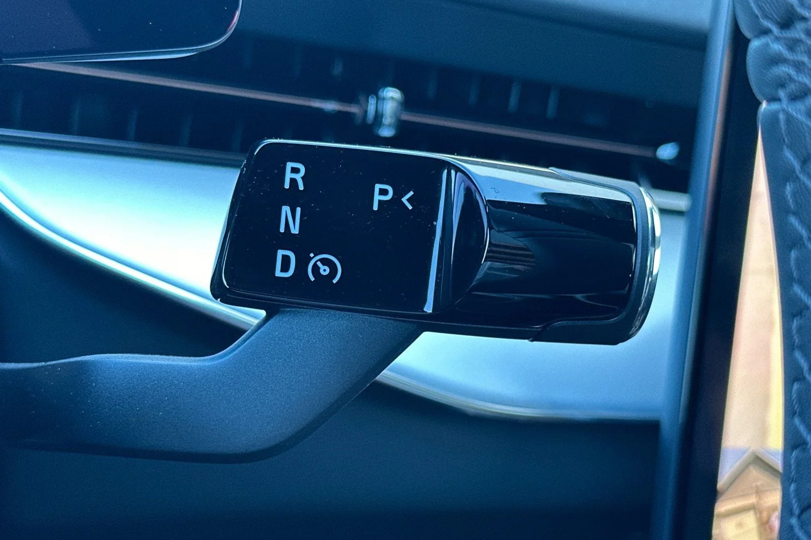 Used 2025 Jupiter Metallic Polestar Long Range Dual Motor Launch Edition image 24