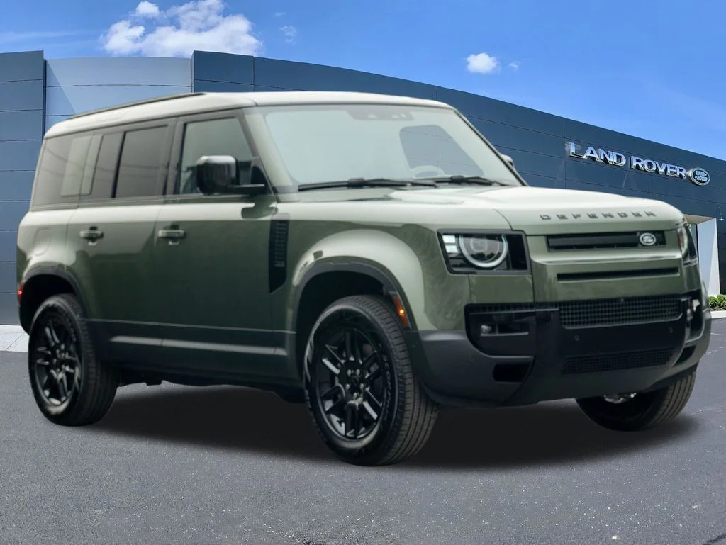 New 2026 Green Land Rover S image 3