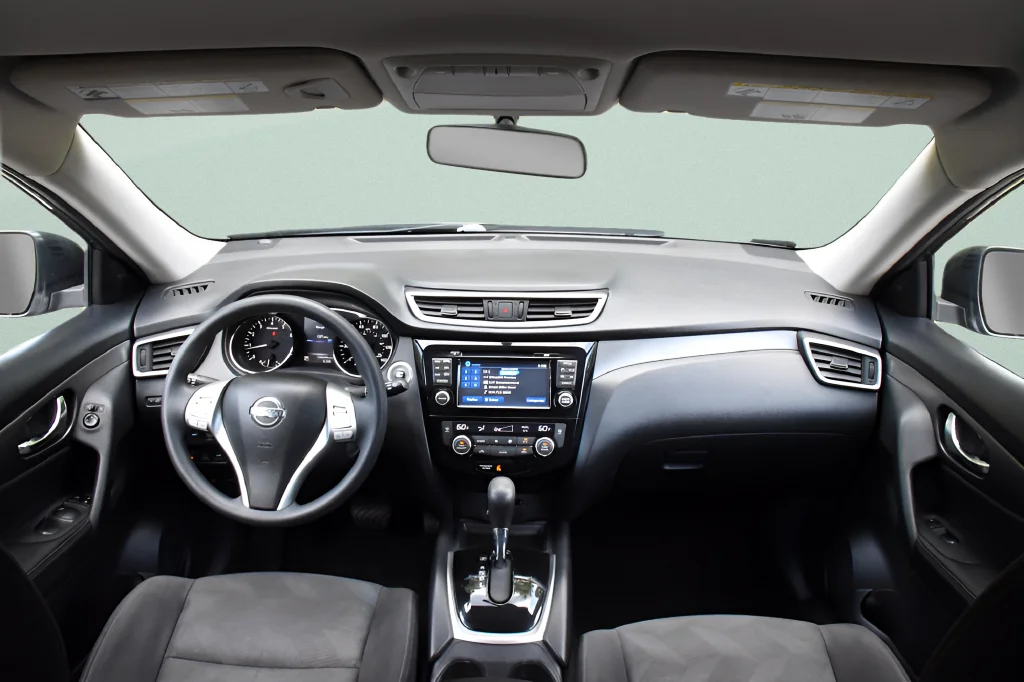 Used 2016 Gray Nissan SV image 13