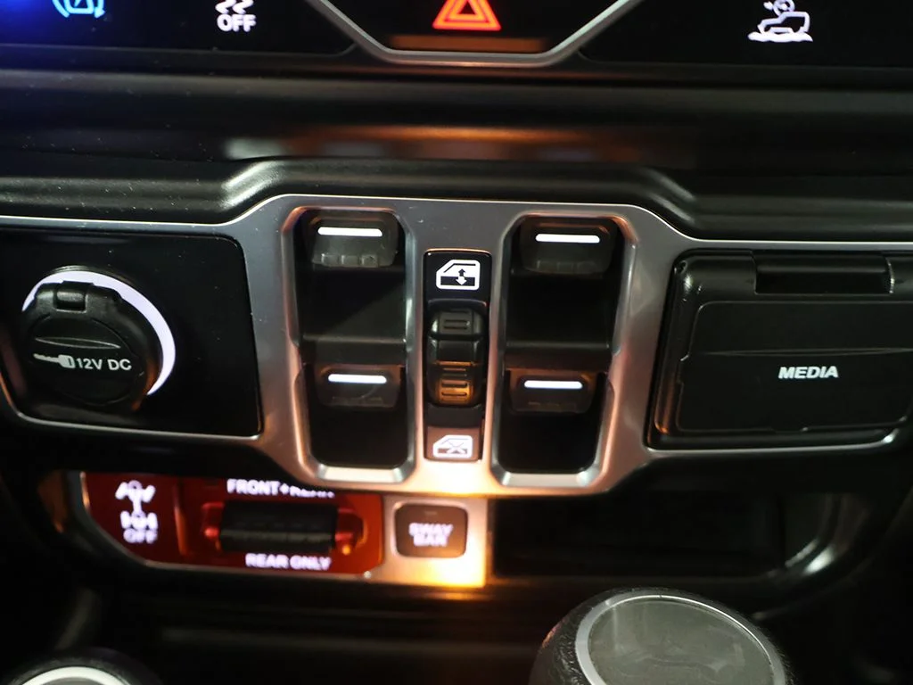 Used 2022 White Jeep Unlimited Rubicon 4xe image 55