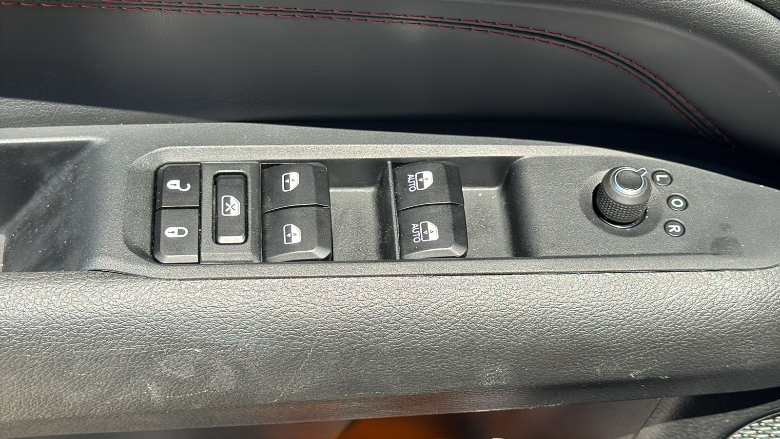 Certified Used 2025 Blue Jeep Trailhawk image 23
