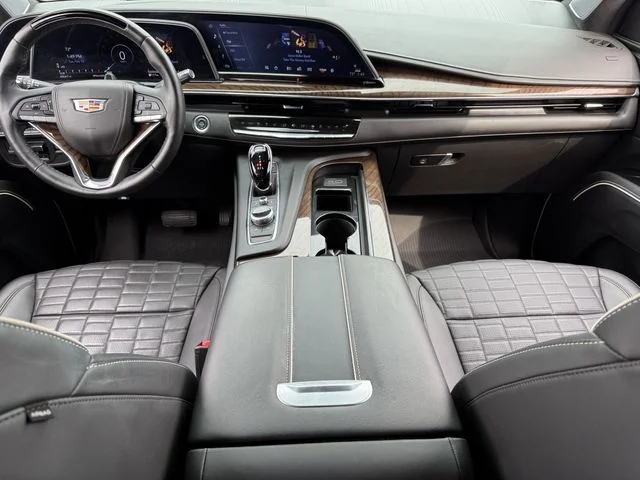 Used 2024 Silver Cadillac Sport Platinum image 9