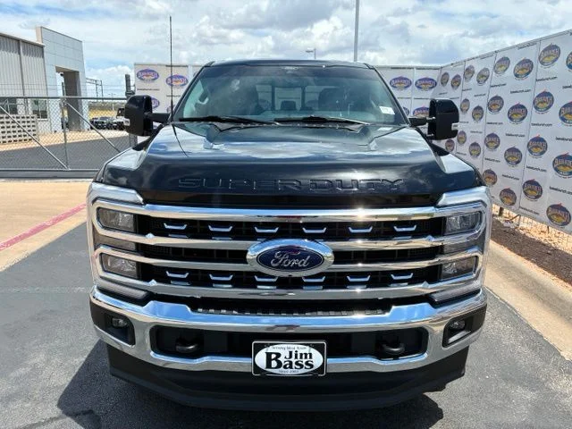 Used 2024 Black Metallic Ford Lariat image 3