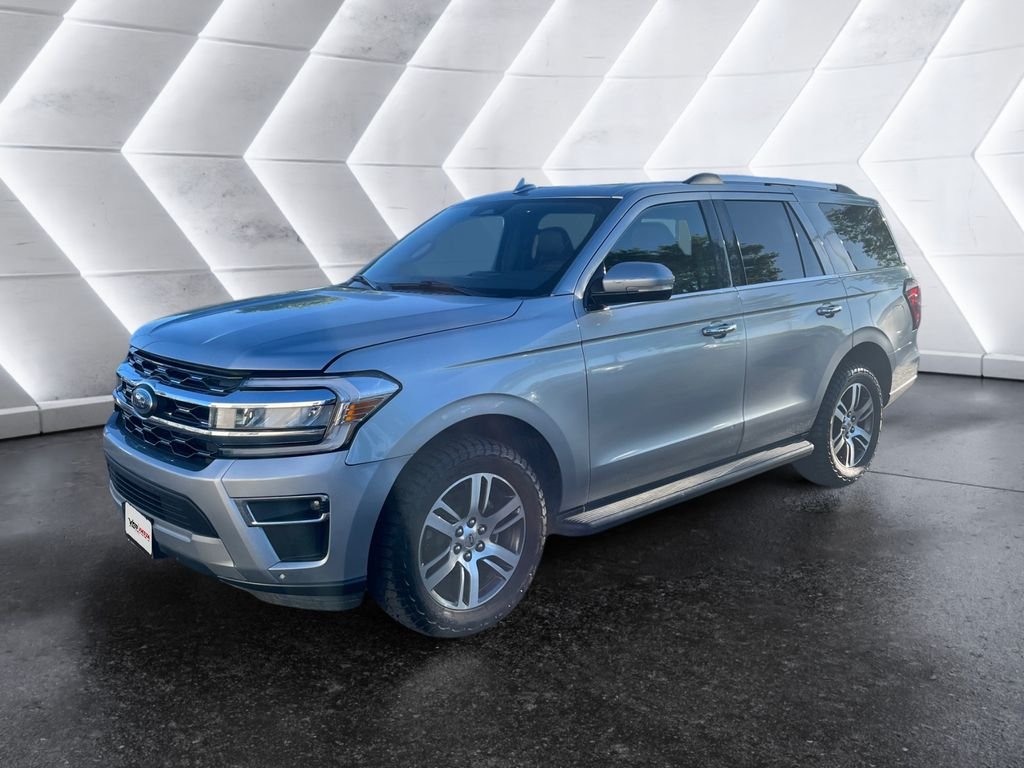 Used 2024 Silver Ford Limited image 3