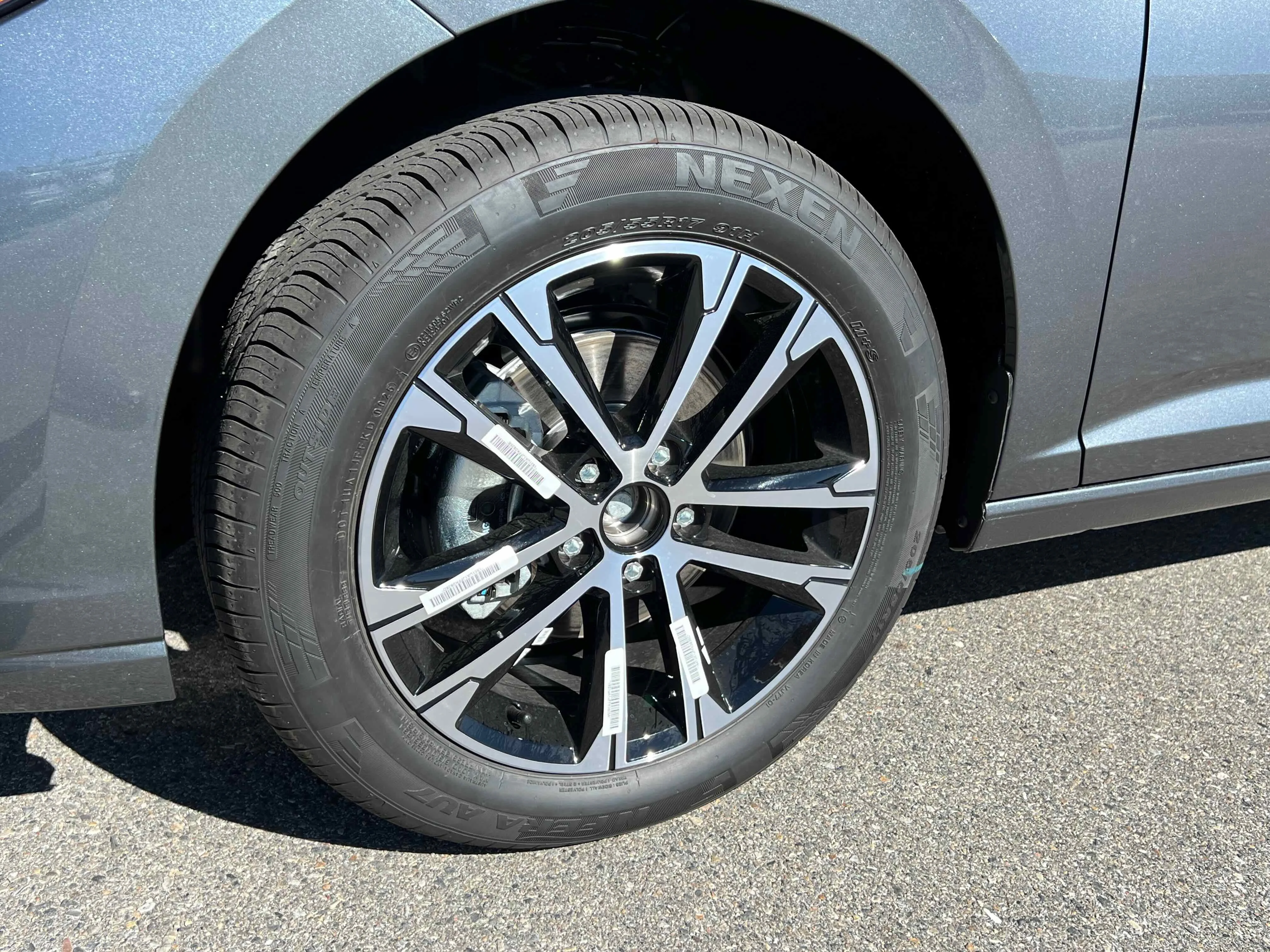 New 2026 Platinum Gray Volkswagen Sport image 10