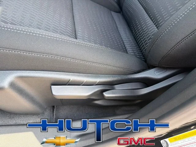 2027 Chevrolet Equinox LT - Photo 22