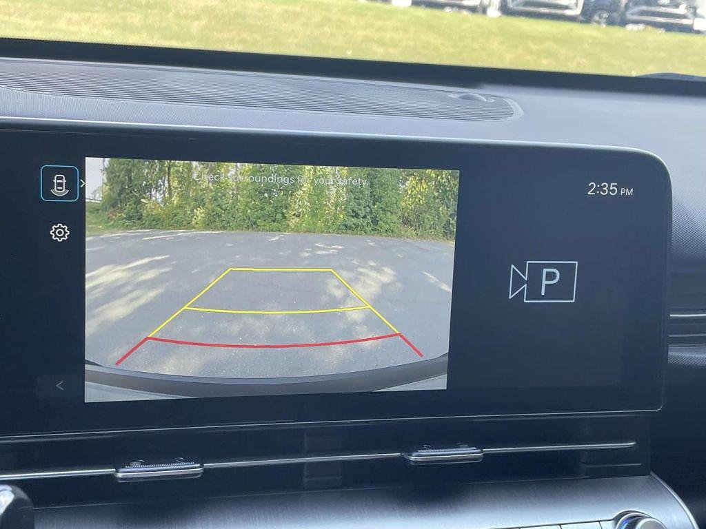 New 2026 Gray Hyundai SE FWD image 25