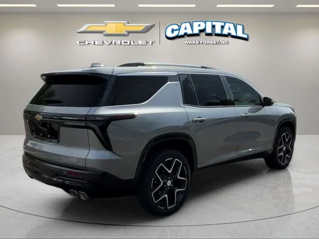 Used 2026 Gray Chevrolet High Country image 5
