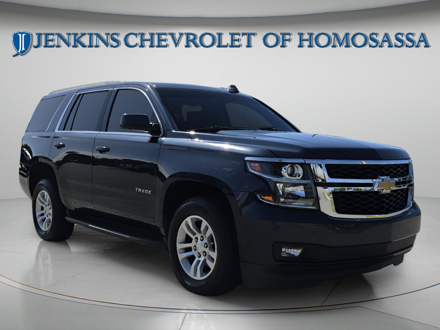 Used 2020 Blue Velvet Metallic Chevrolet LT image 1