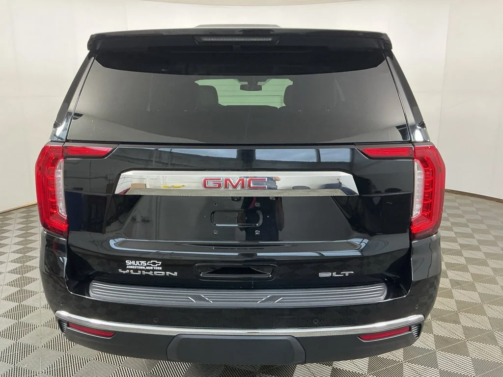 Used 2022 Onyx Black GMC SLT image 15