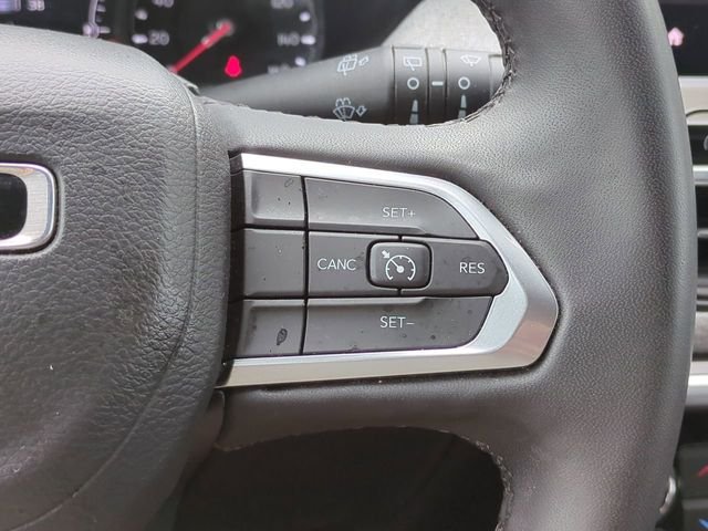 Used 2024 Gray Jeep Latitude image 24