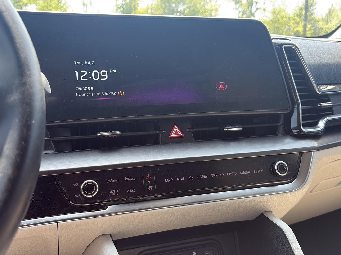 Used 2023 Gravity Gray Kia EX image 8