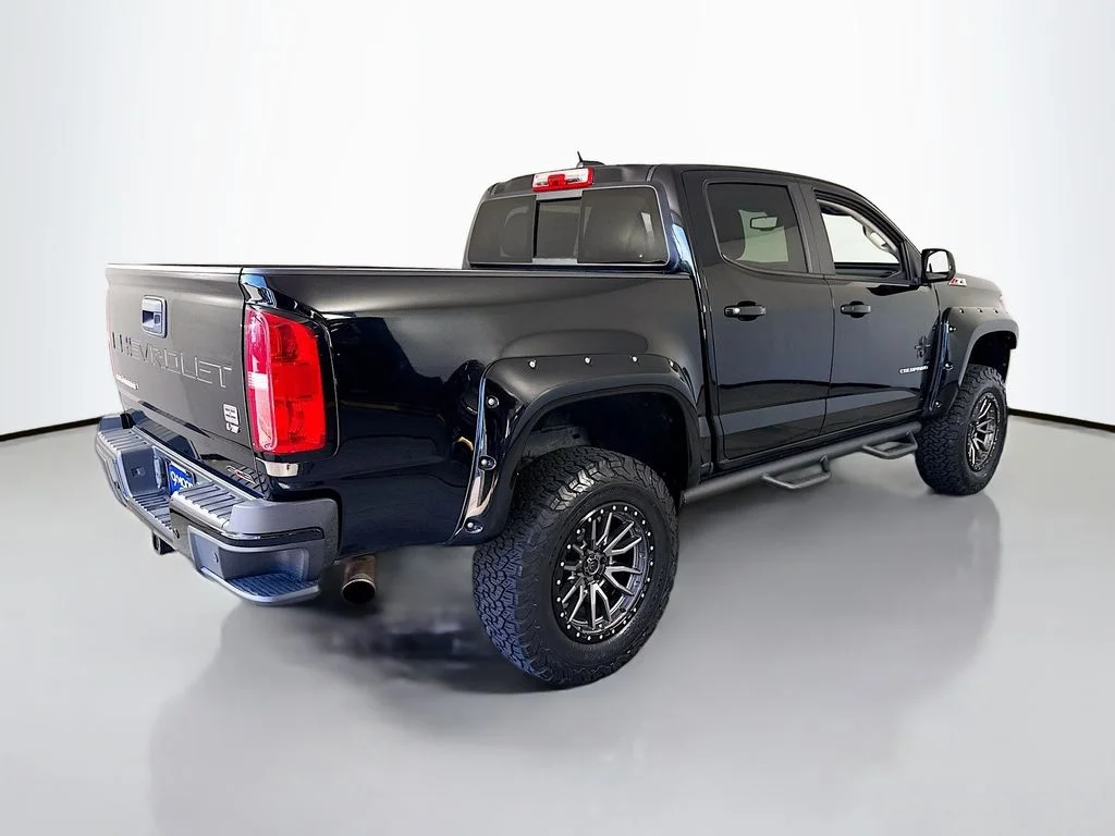 Used 2021 Black Chevrolet 4WD Z71 image 13
