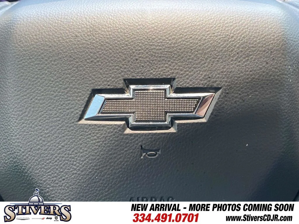 Used 2024 White Chevrolet Custom Trail Boss image 31