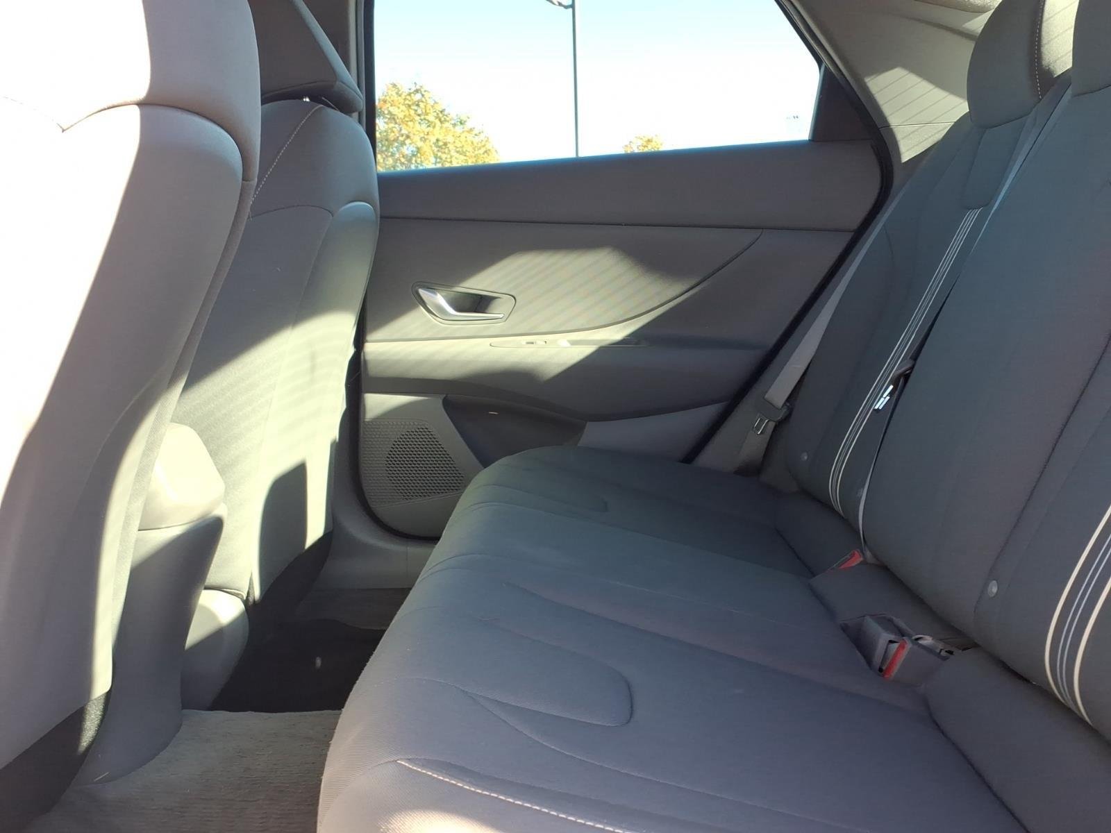Certified Used 2023 Fluid Metal Hyundai SEL image 15