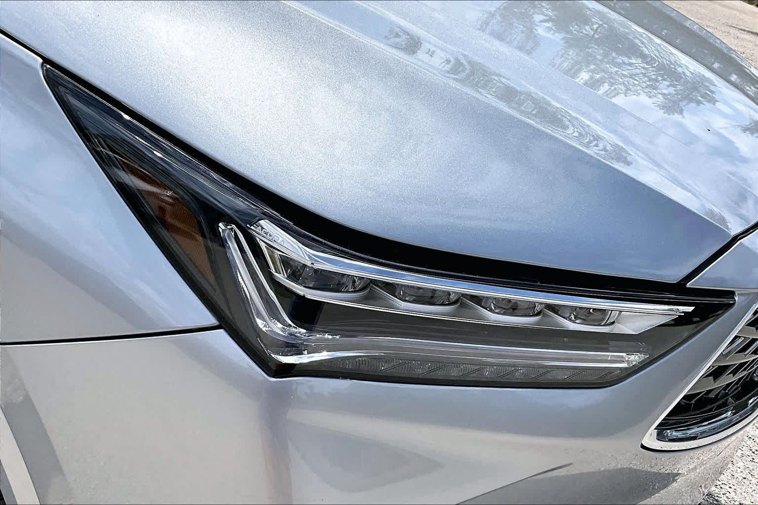 New 2026 Solar Silver Metallic Acura w/Advance Package image 13
