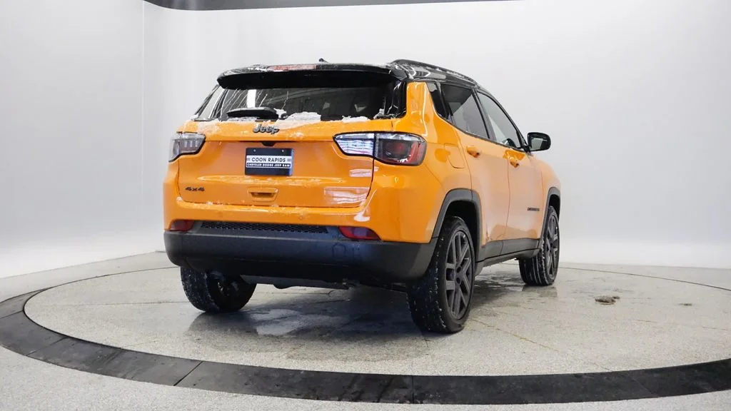 New 2026 Joose Exterior Paint Jeep Limited image 9