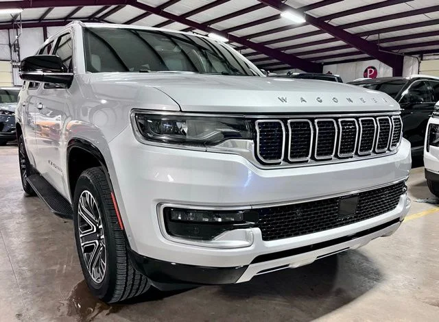 2025 Jeep Wagoneer Series II 4WD's photo