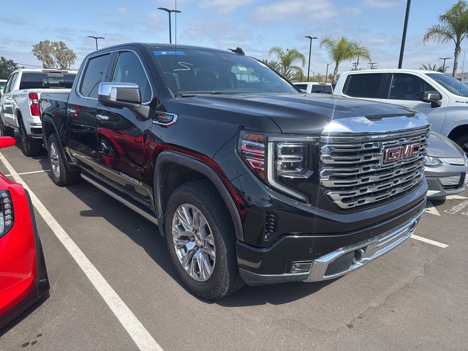 2022 GMC Sierra 4WD Crew Cab Short Box Denali's photo