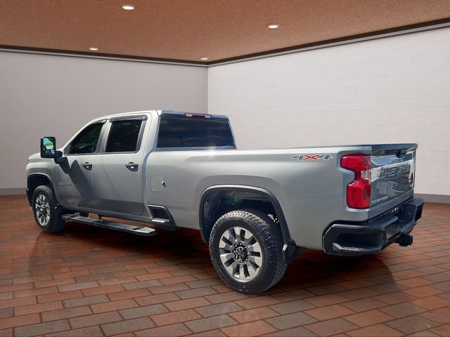 Used 2025 Sterling Gray Metallic Chevrolet Custom image 28