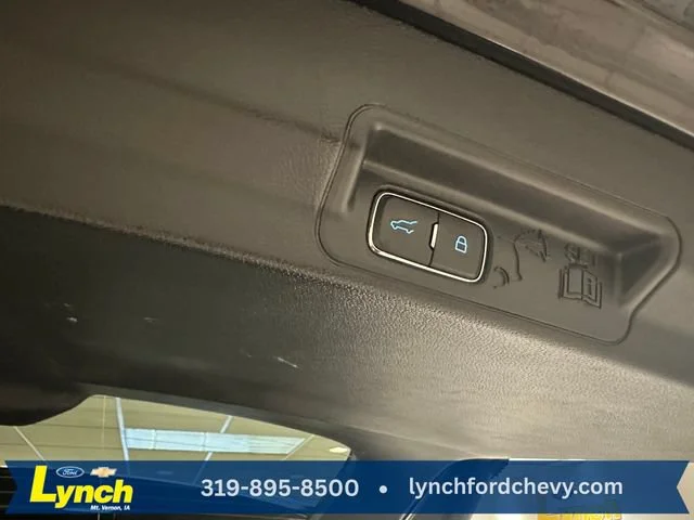 Used 2024 Black Ford XLT image 22