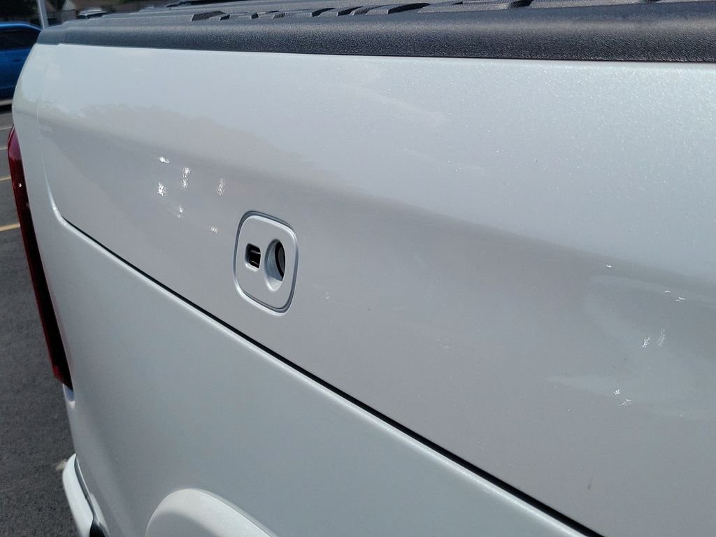 New 2026 Ivory White Tri-Coat Pearl-Coat Exterior Paint RAM Tungsten image 8