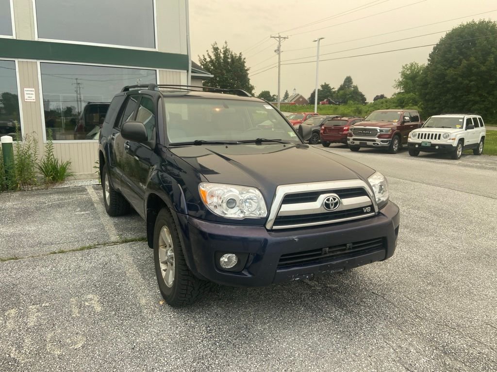 Used 2008 Blue Toyota SR5 image 1