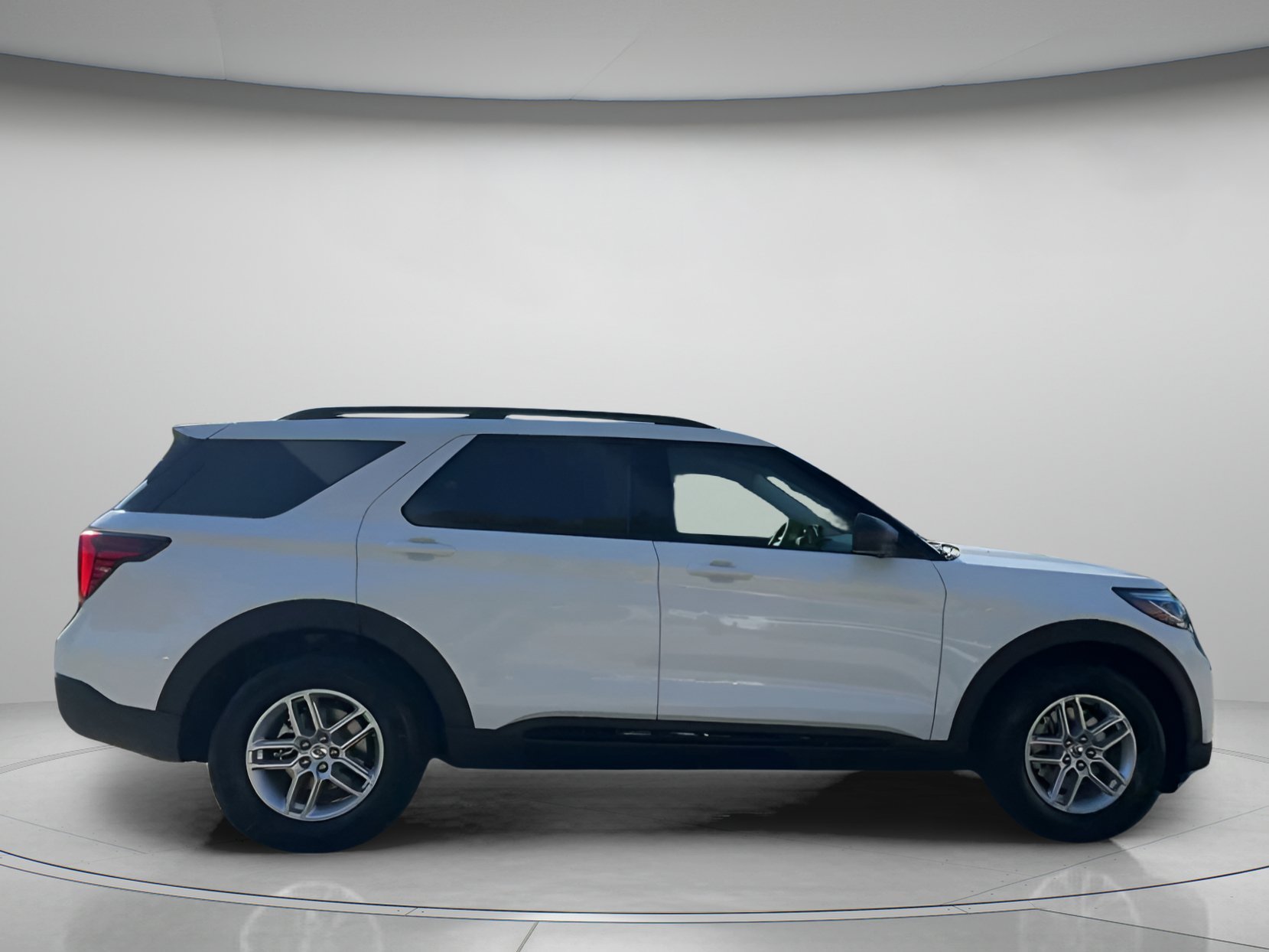 New 2026 Star White Metallic Tri-Coat Ford Active image 30