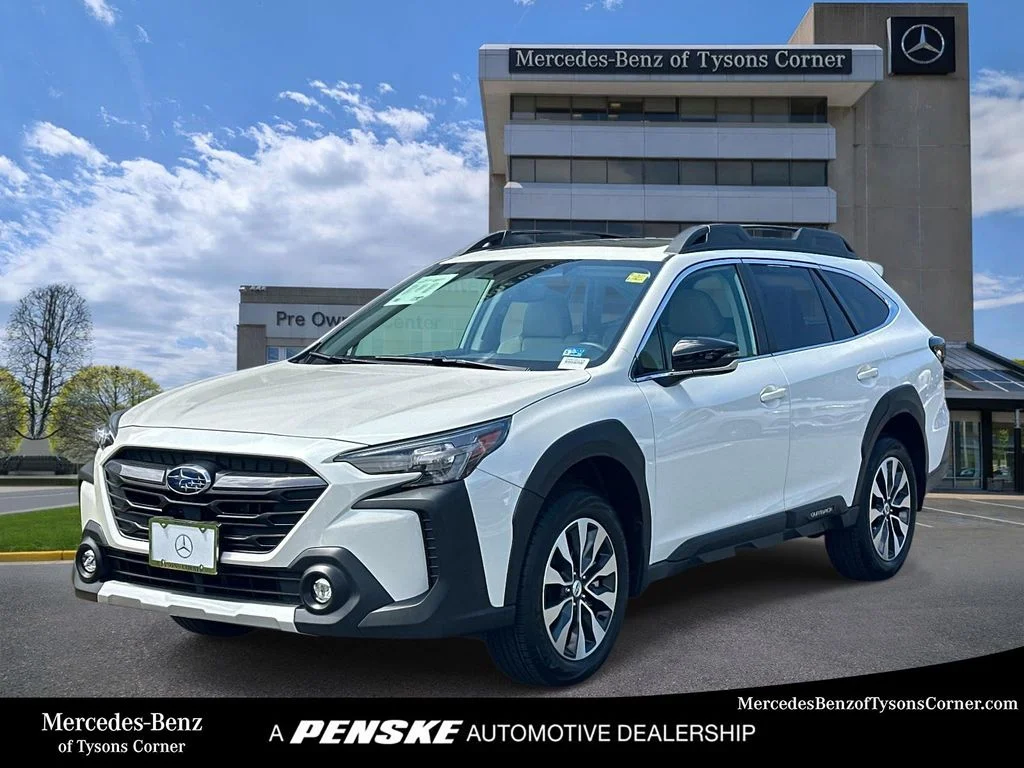 2025 Subaru Outback Limited's photo