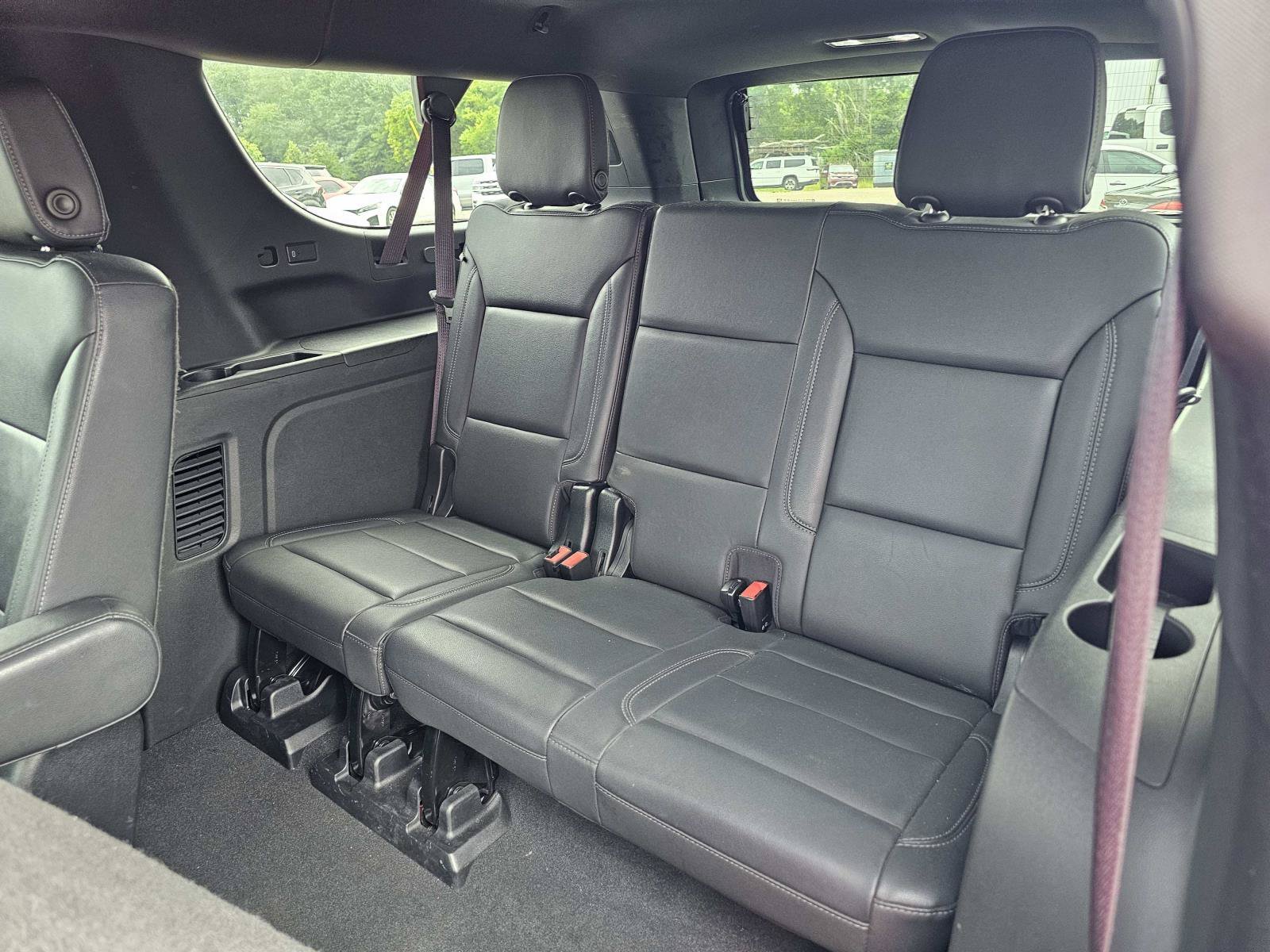 Used 2022 Black Chevrolet Z71 image 34