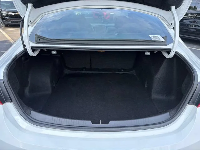 Used 2020 SUMMIT WHITE Chevrolet LS image 18