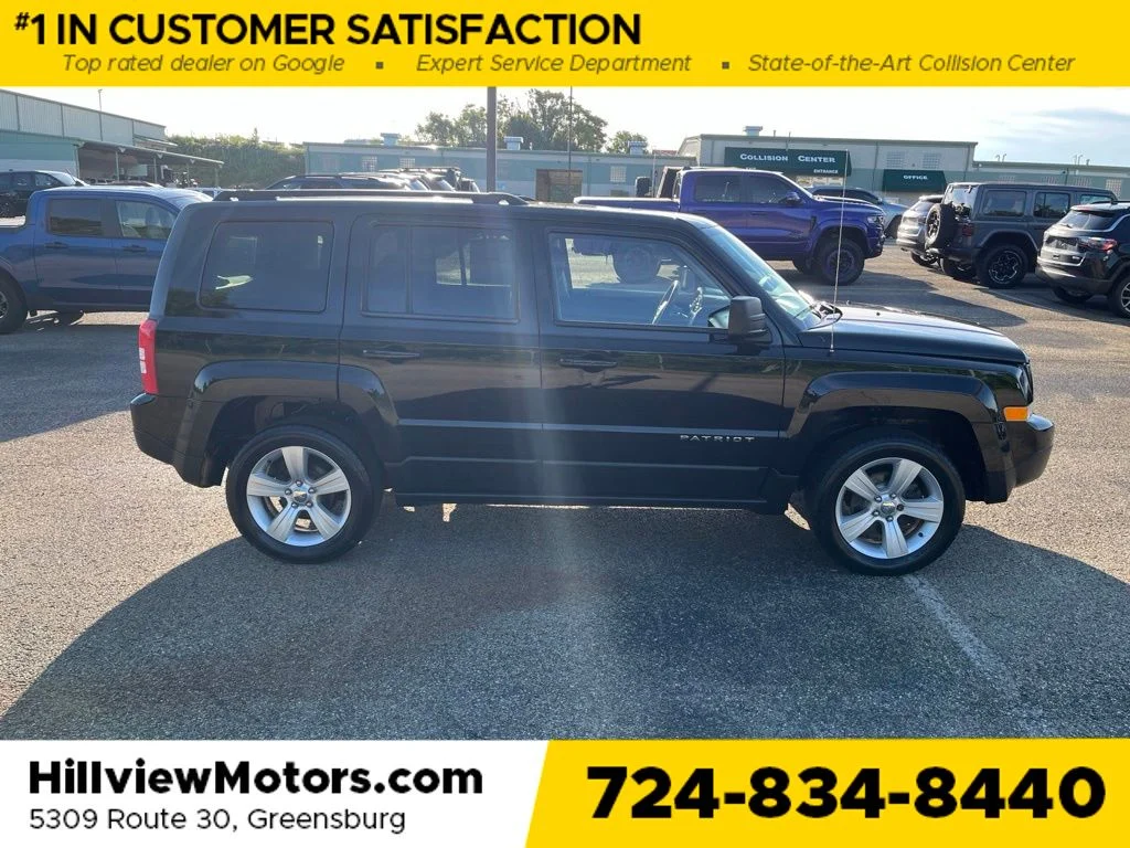 Used 2015 Black Clearcoat Jeep Latitude image 6