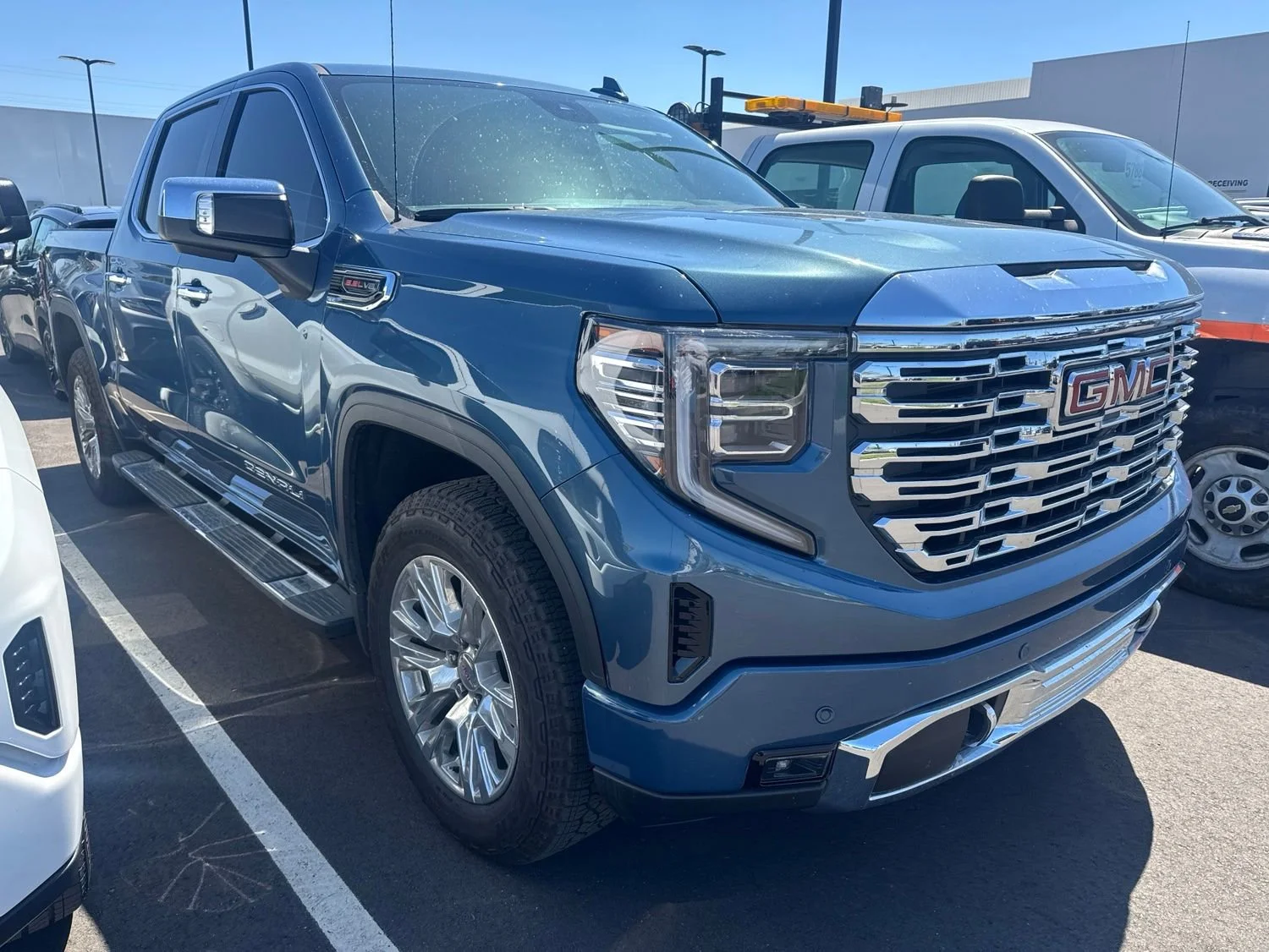 2025 GMC Sierra 4WD Crew Cab Short Box Denali's photo