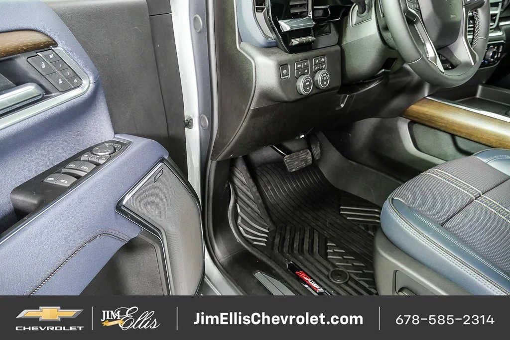 New 2026 Sterling Gray Metallic Chevrolet High Country image 8