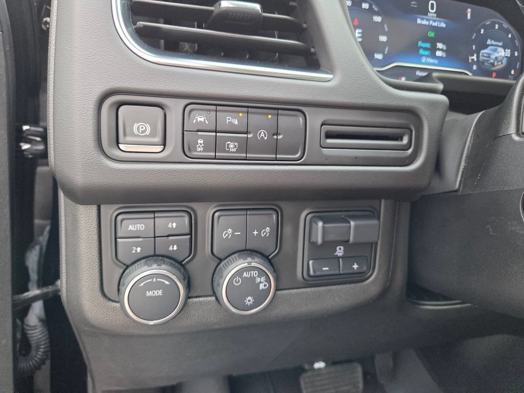 2024 Chevrolet Suburban RST - Photo 26