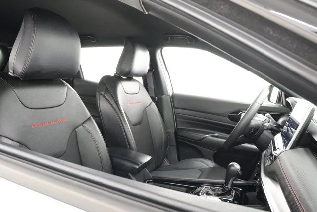 Used 2024 White Jeep Trailhawk image 41