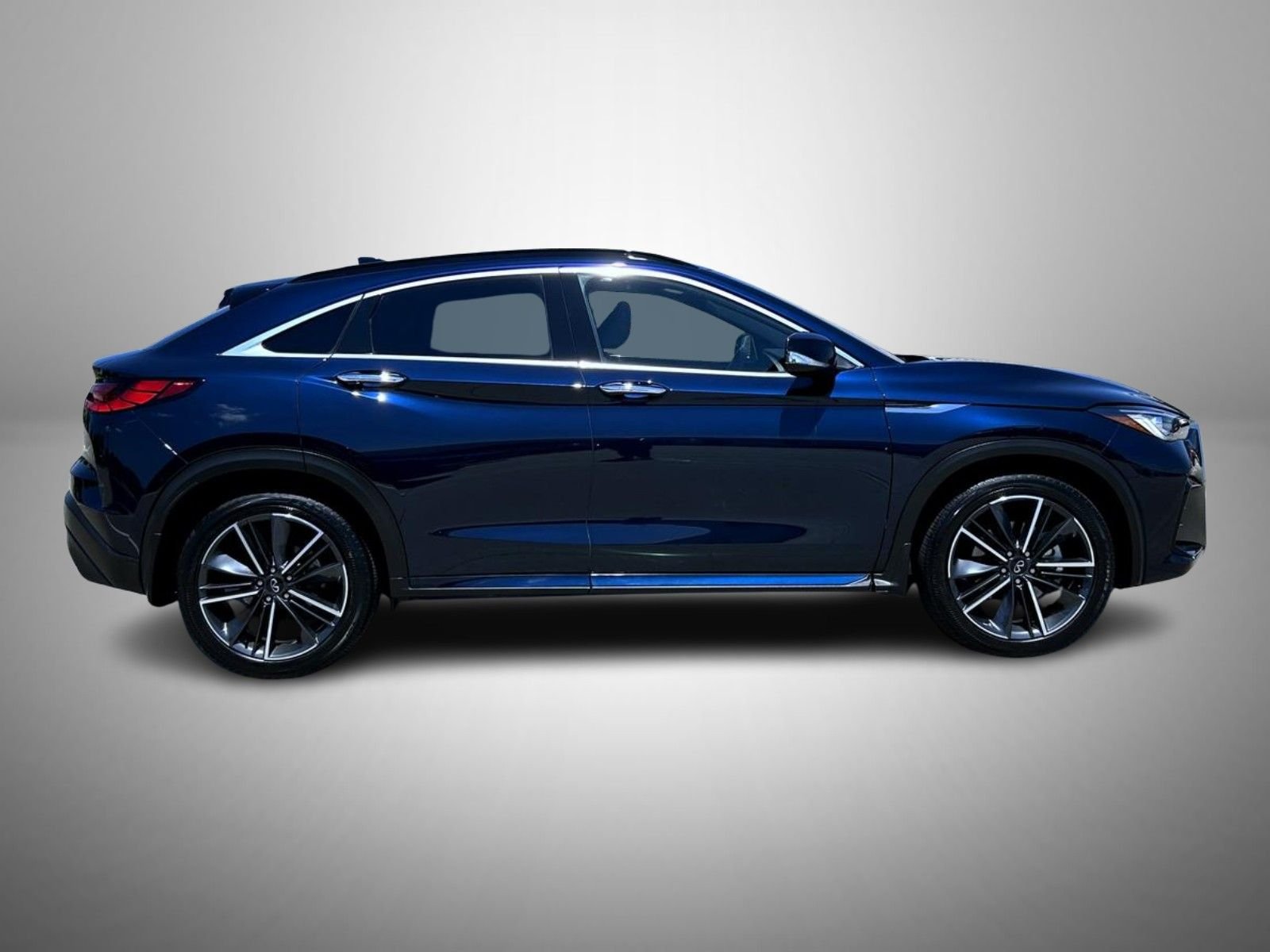 Certified Used 2023 Blue INFINITI LUXE image 4