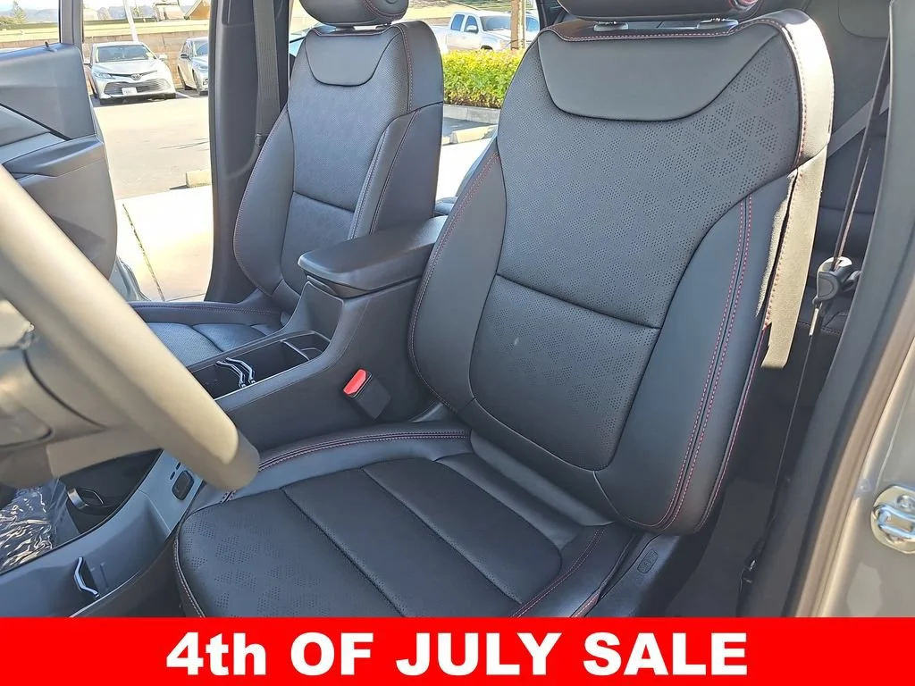 2027 Chevrolet Bolt RS - Photo 14