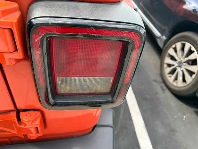 Used 2019 Orange Jeep Unlimited Rubicon image 10