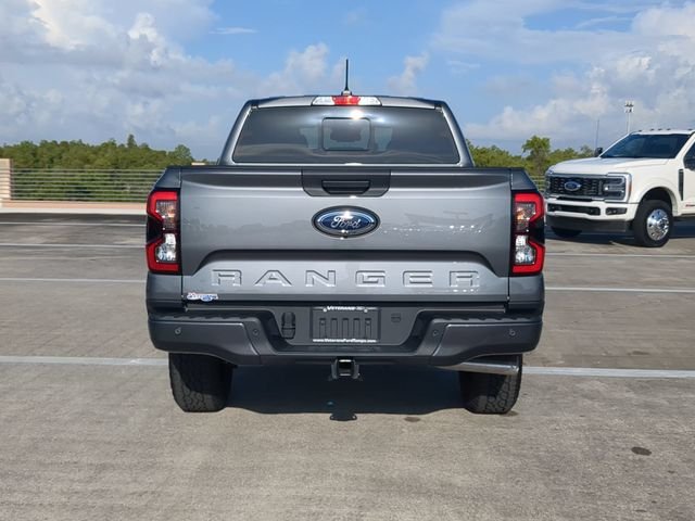 New 2026 Carbonized Gray Metallic Ford Lariat® image 107