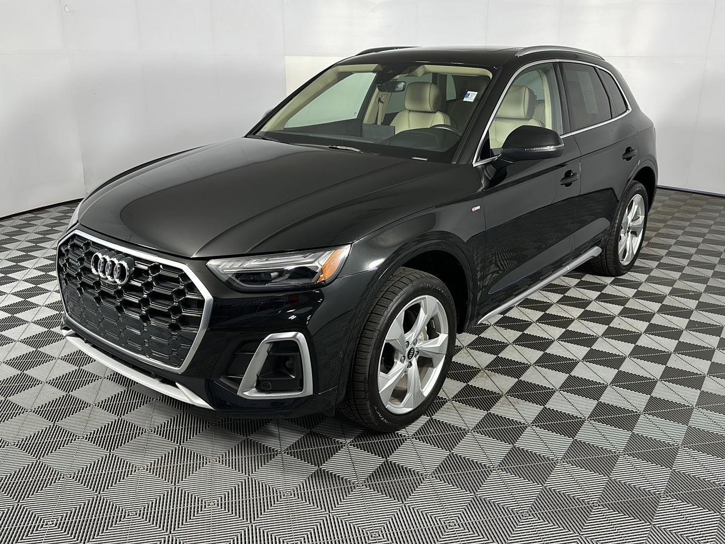 Used 2023 Mythos Black Metallic Audi S line Prestige image 14