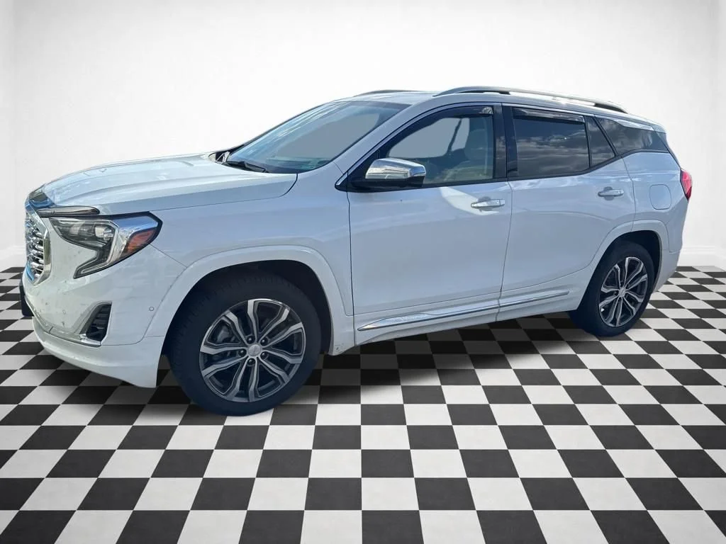 2019 GMC Terrain Denali AWD's photo