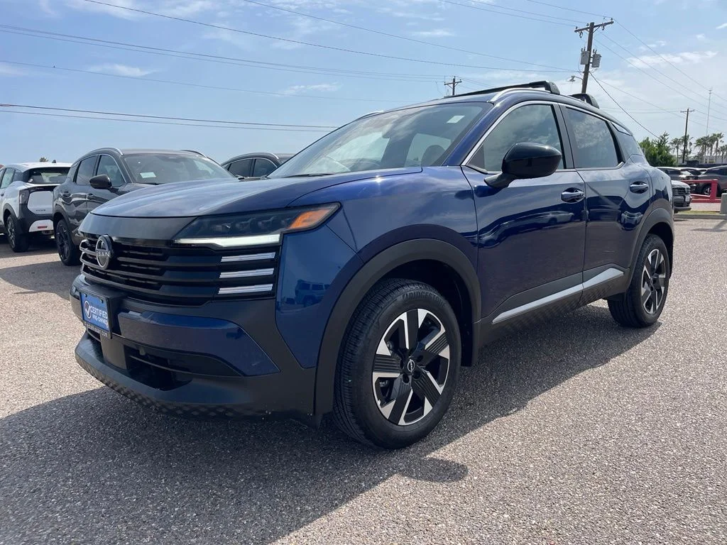Used 2026 Blue Nissan SV image 3