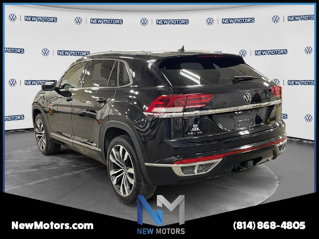 Used 2023 Deep Black Pearl Effect Volkswagen 3.6L V6 SEL Premium R-Line image 3