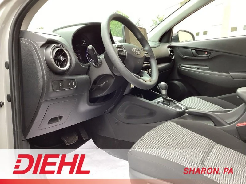 2023 Hyundai Kona SE - Photo 10