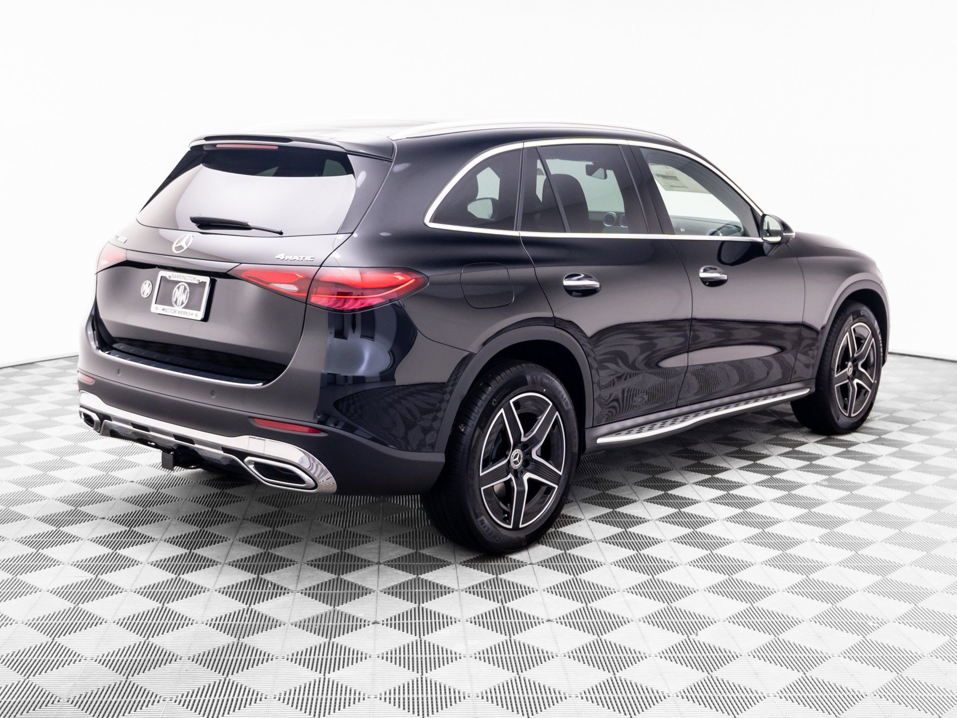 New 2027 Black Mercedes-Benz GLC 300 image 46