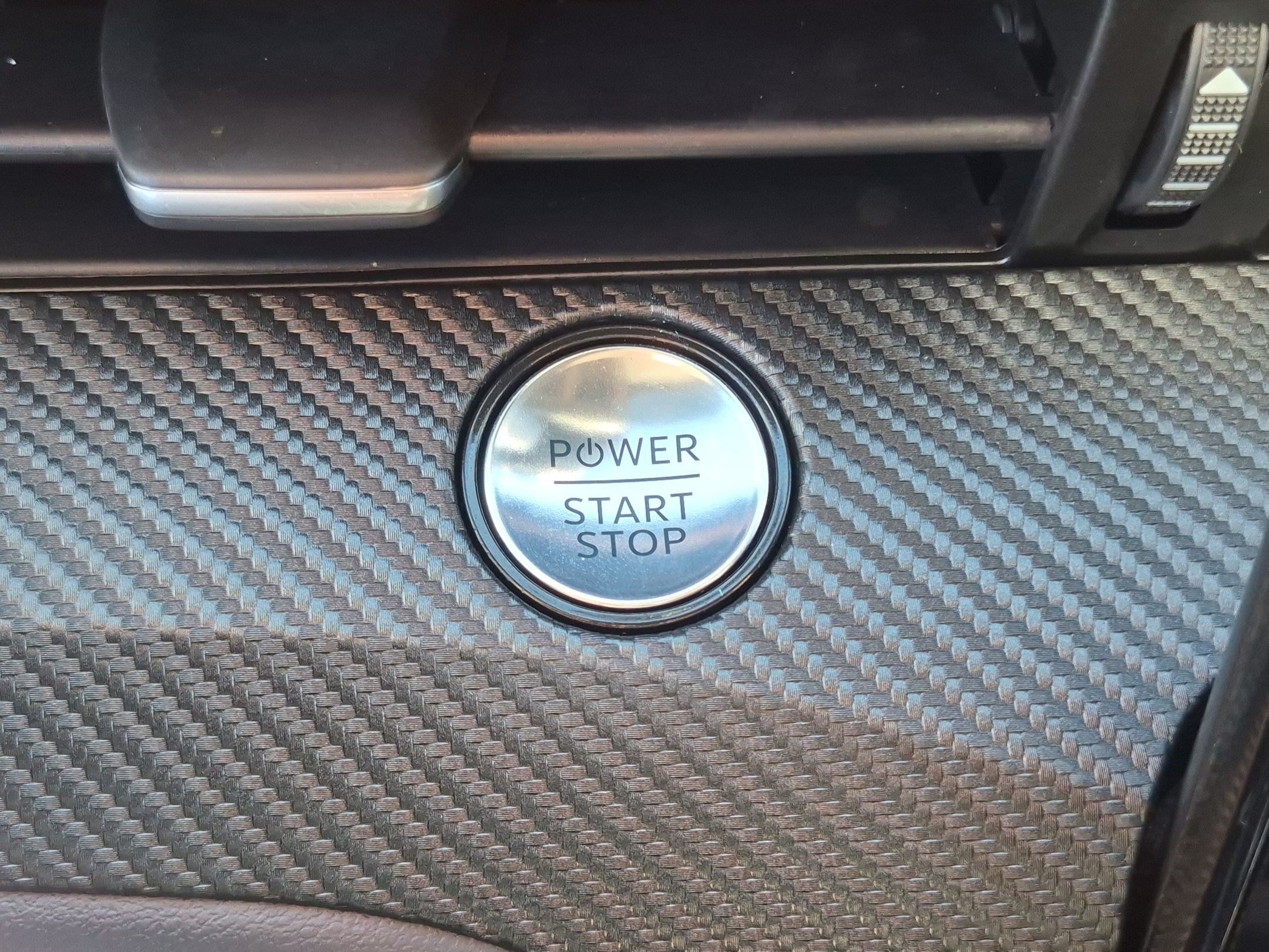 Certified Used 2025 Beige Ford Select image 19