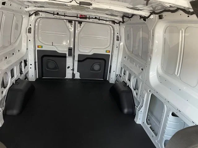New 2026 OXFORD WHITE Ford Base image 34