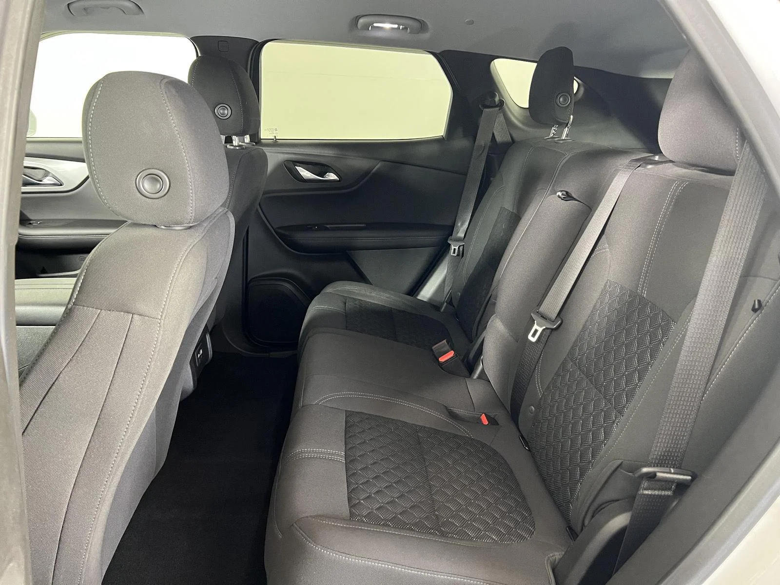 Used 2020 Summit White Chevrolet LT image 18
